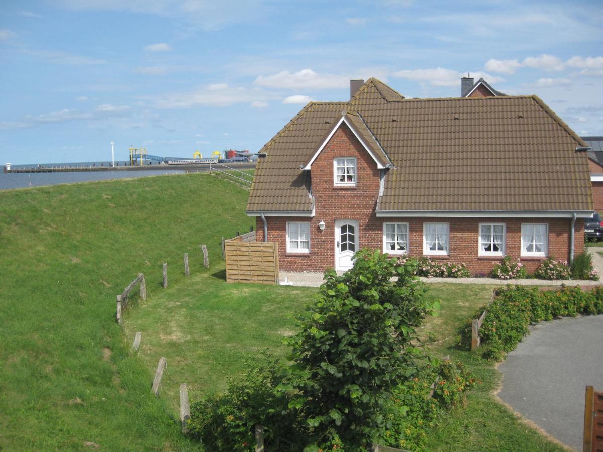 Direkt Am Deich - Ferienwohnung Amrum Im Gaestehaus Am Badedeich Dagebüll エクステリア 写真